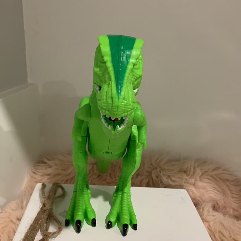 Toys - Picture 5 of 6